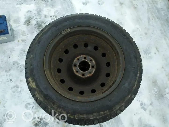 Volkswagen Polo IV 9N3 R16 alloy rim 