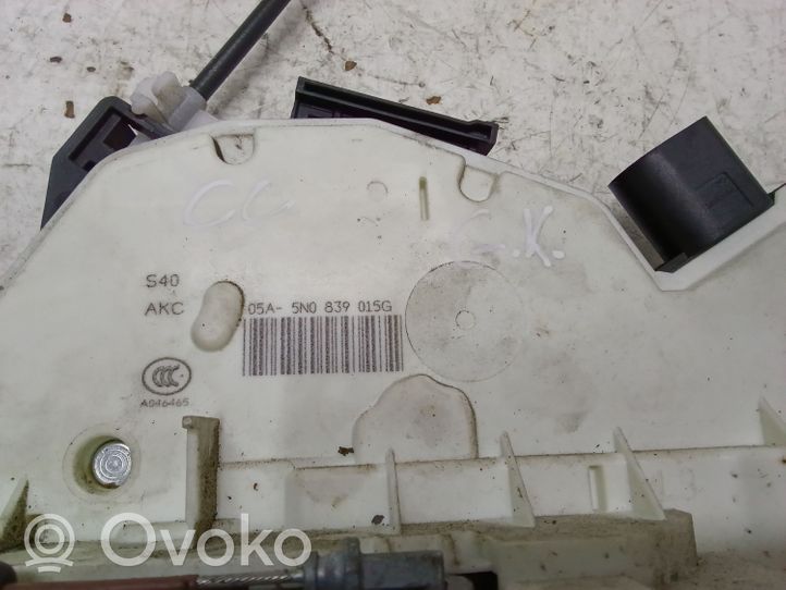 Volkswagen PASSAT CC Rear door lock 5N0839015G