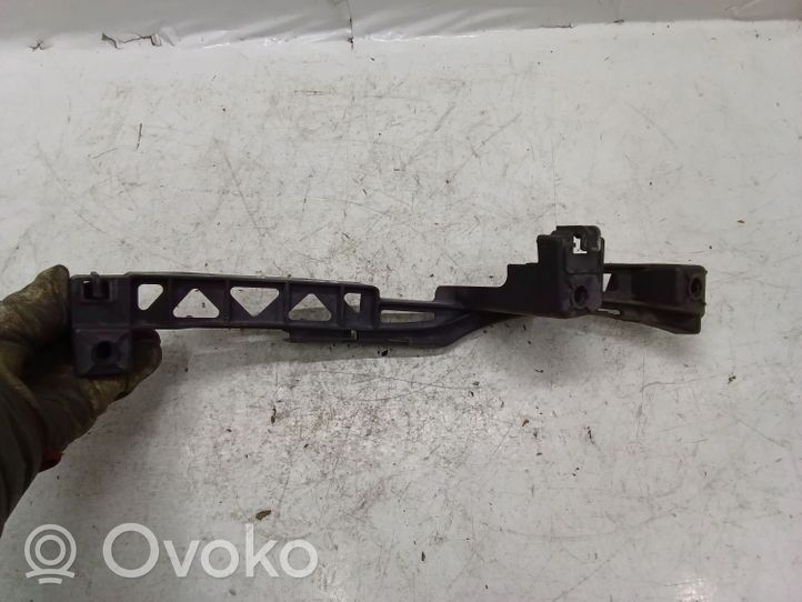 Volkswagen Eos Support de montage de pare-chocs avant 1Q0807889