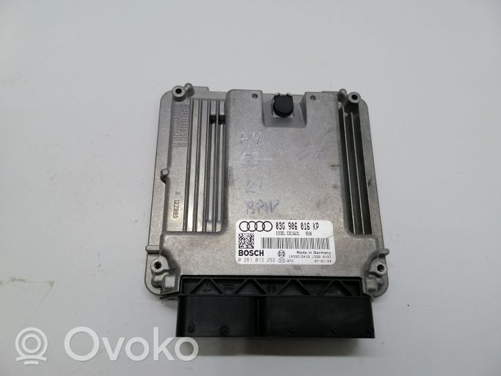 Audi A4 S4 B7 8E 8H Sterownik / Moduł ECU 03G906016KP