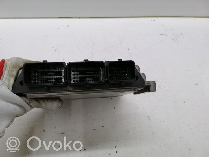 Nissan Qashqai+2 Sterownik / Moduł ECU 23710BB47A