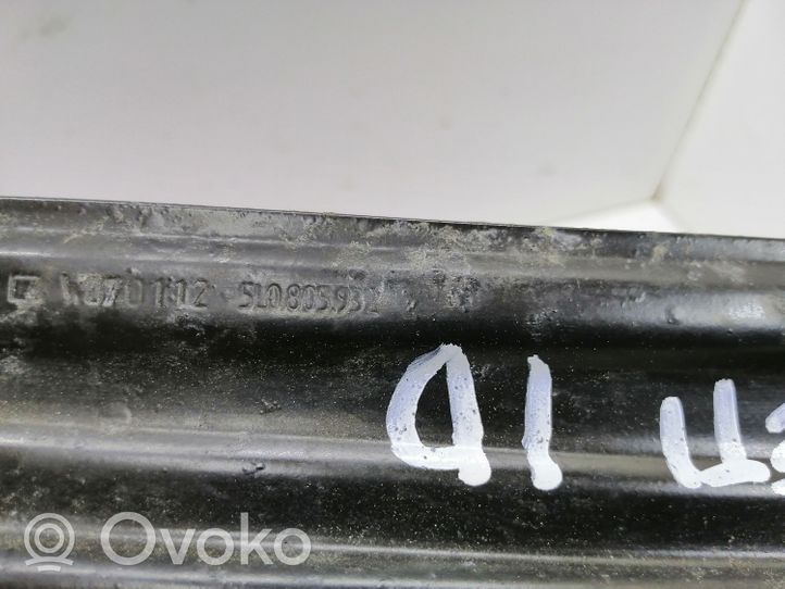 Skoda Yeti (5L) Jäähdyttimen kehyksen suojapaneelin kiinnike 5L0805932