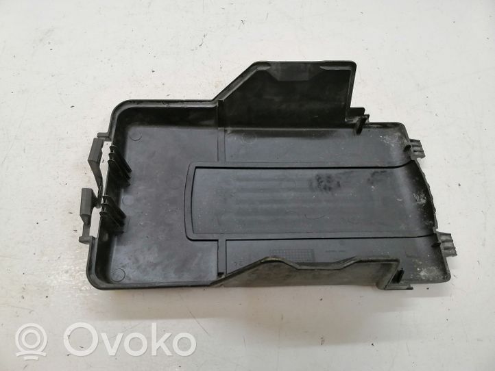 Audi A3 S3 A3 Sportback 8P Pokrywa skrzynki akumulatora 1K0915443C