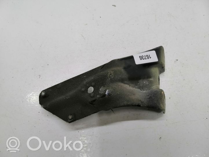 Volkswagen Golf VI Supporto di montaggio del parafango 5K6821136