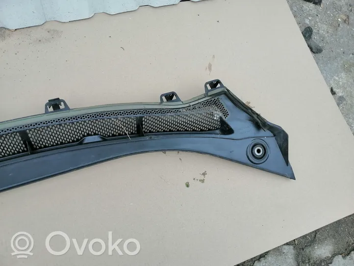 Opel Astra K Wiper trim 39019109