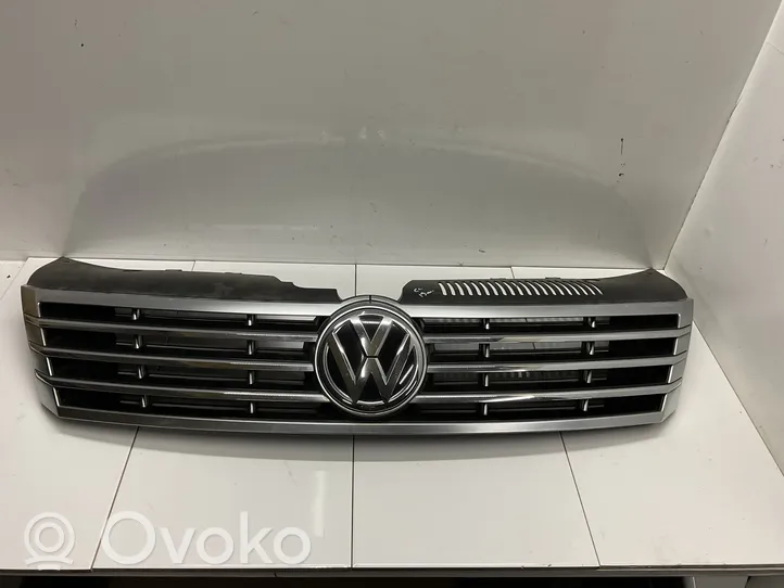 Volkswagen PASSAT CC Maskownica / Grill / Atrapa górna chłodnicy 3C8853653A