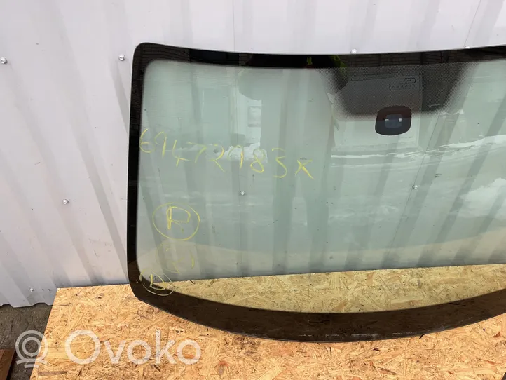 Volkswagen Eos Front windscreen/windshield window 