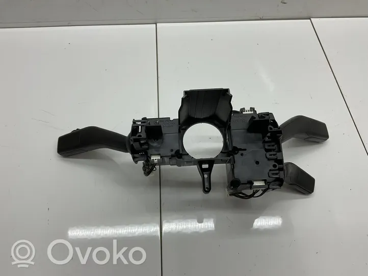 Volkswagen Touran II Leva/interruttore dell’indicatore di direzione e tergicristallo 5K0953521CK