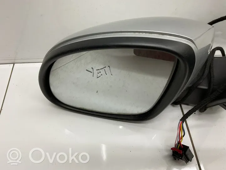 Skoda Yeti (5L) Elektryczne lusterko boczne drzwi przednich 5L2957501P