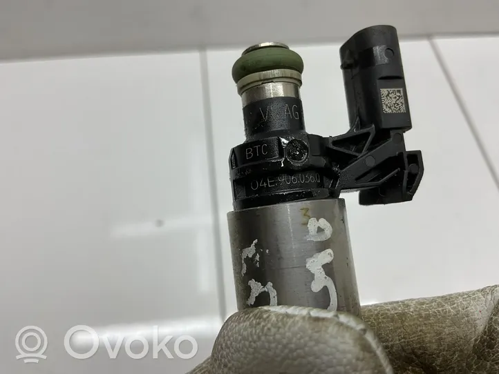 Volkswagen Golf VII Fuel injector 04E906036Q