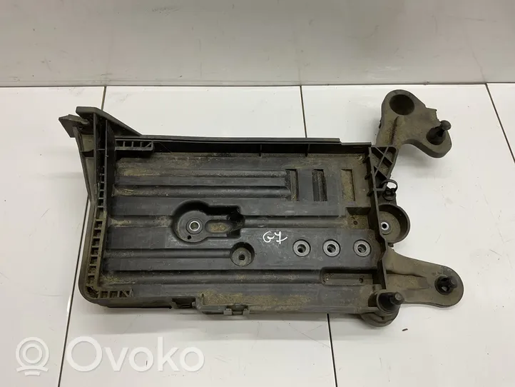 Volkswagen Golf VII Batteriegestell 5Q0915321H