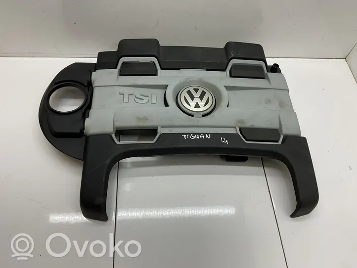 Volkswagen Tiguan Variklio dangtis (apdaila) 03C103925BB