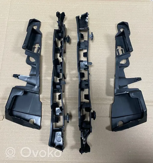 Citroen C4 I Uchwyt / Mocowanie błotnika przedniego 9687310680