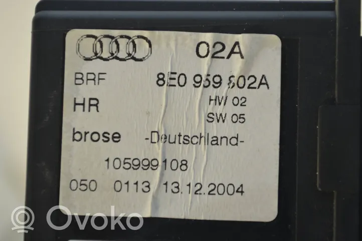 Audi A4 S4 B7 8E 8H Galinis varikliukas langų pakėlėjo 8E0959802A
