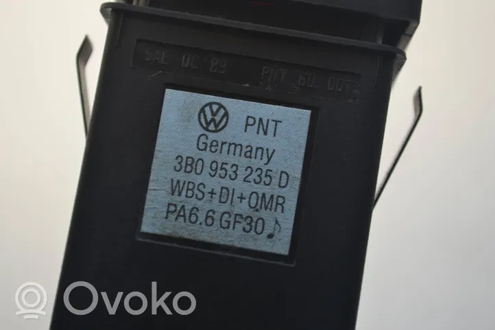 Volkswagen PASSAT B5 Hätävilkkujen kytkin 3B0953235D