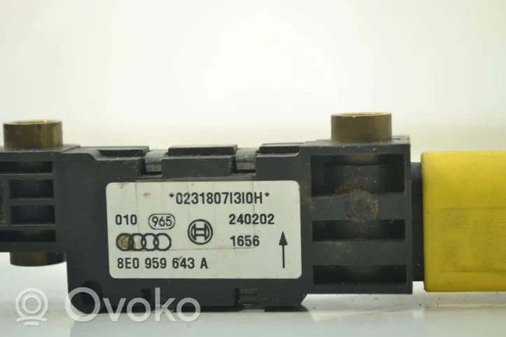 Audi A6 S6 C6 4F Sensore d’urto/d'impatto apertura airbag 8E0959643A