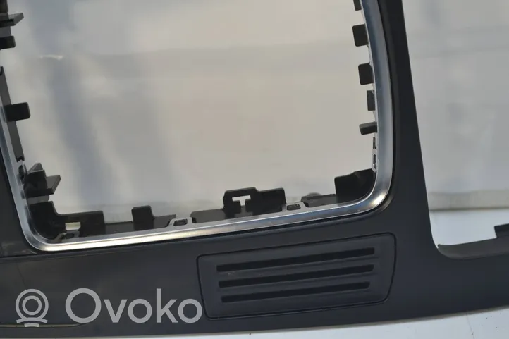 Audi A4 S4 B8 8K Ramka drążka zmiany biegów 8K0864261