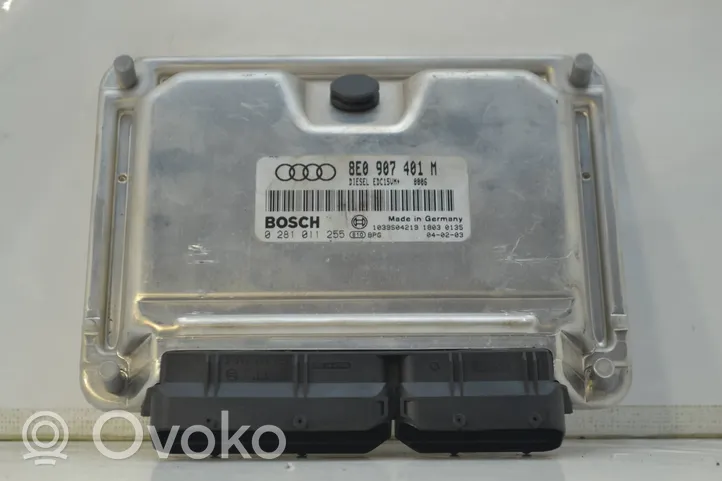 Audi A6 Allroad C5 Moottorin ohjainlaite/moduuli 8E0907401M