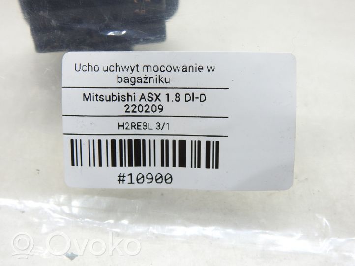 Mitsubishi ASX Zaczep / Uchwyt bagażnika 