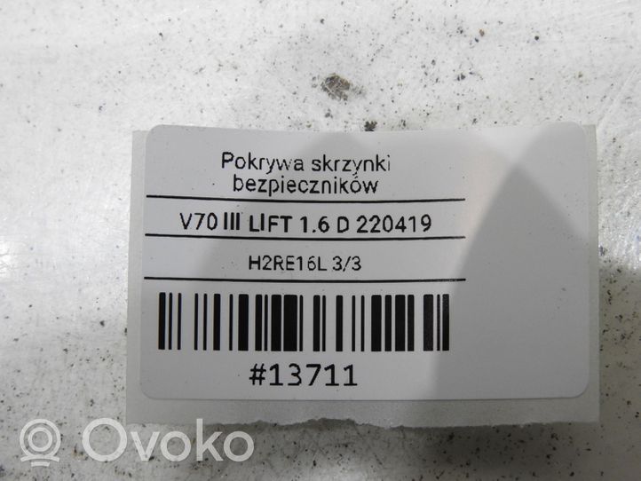 Volvo V70 Tapa de caja de fusibles 30644652