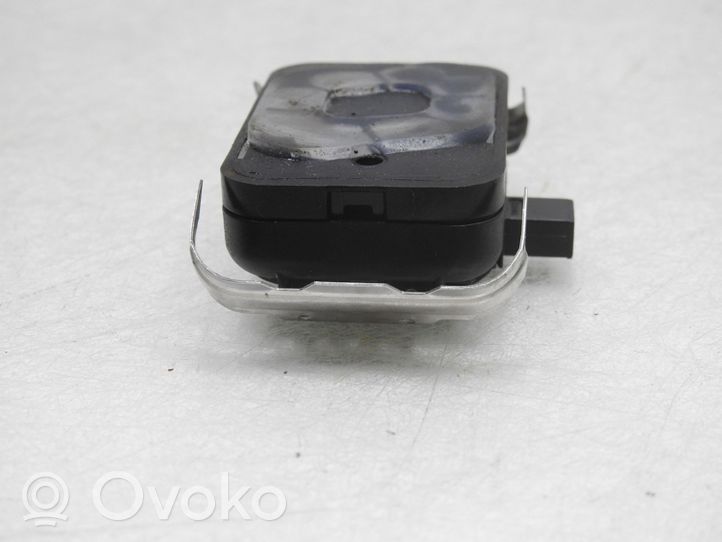 Volvo V50 Lietus sensors 8648049