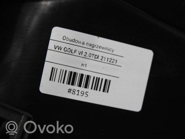 Volkswagen Golf VI Sisälämmityksen ilmastoinnin korin kokoonpano 5K1820003S