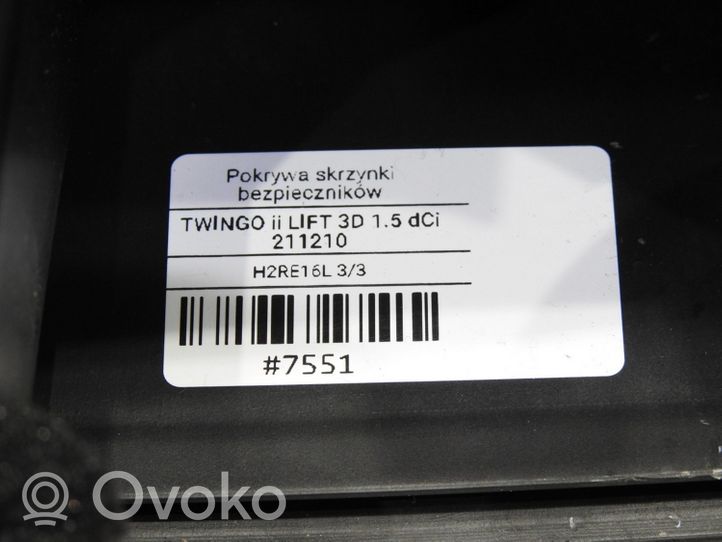 Renault Twingo II Pokrywa skrzynki bezpieczników 8200626356