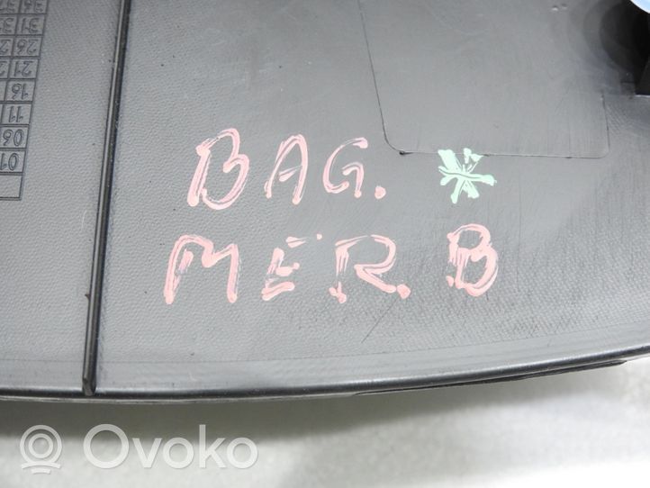 Opel Meriva B Cache serrure de hayon/coffre arrière 13286043