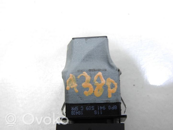 Audi A3 S3 8P Interrupteur feux de détresse 8P0941509C