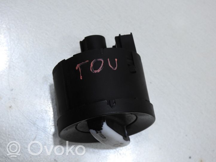 Volkswagen Touran I Interruptor de luz 1T0941431B