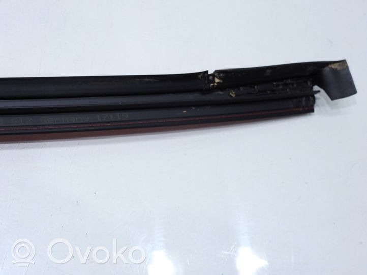 Volvo S60 Rail de pare-brise de porte avant 