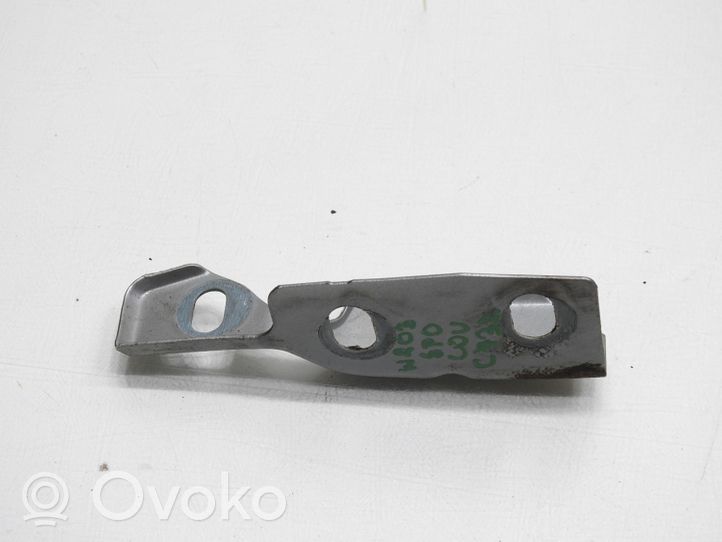 Mercedes-Benz C W203 Fender mounting bracket XXXX