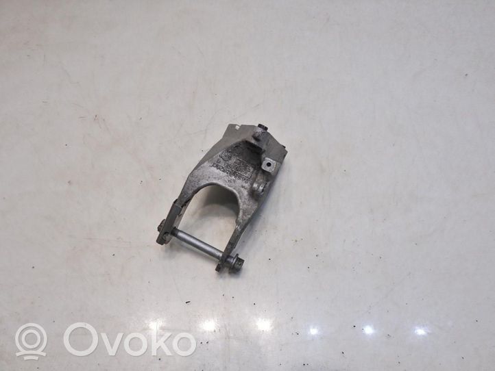 Peugeot 607 Support de boîte de vitesses 9653919280