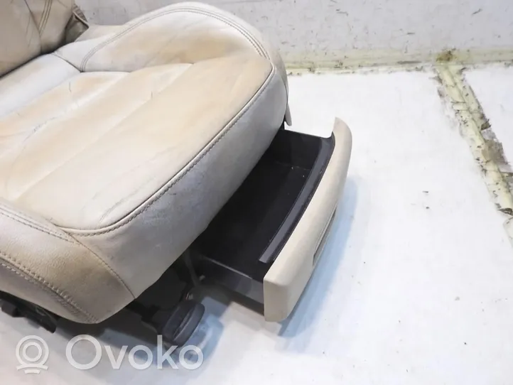 Volkswagen Eos Front driver seat 