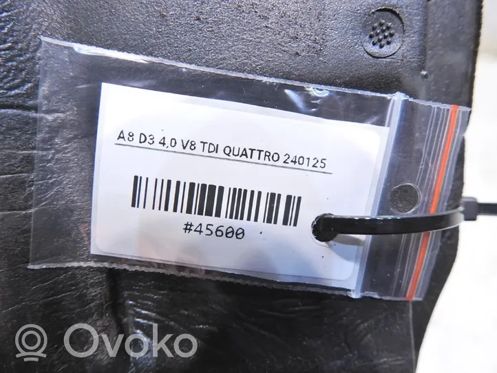 Audi A8 S8 D3 4E Supporto/guarnizione in poliuretano espanso del parafango 4E0821112A