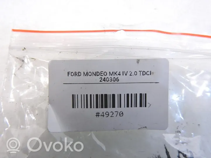 Ford Mondeo MK IV Fissaggio gancio/anello 