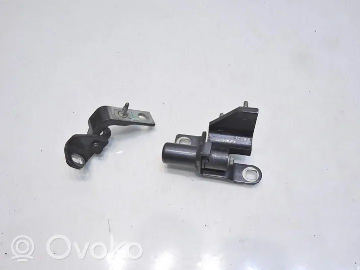 Ford Mondeo MK IV Set di cerniere portiera posteriore AC46575