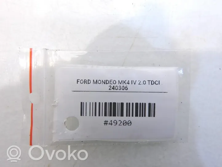 Ford Mondeo MK IV Galinis vyrių komplektas 7S7A-A26811-AC