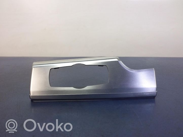 BMW 7 F01 F02 F03 F04 Rivestimento posteriore minigonna laterale 9113863