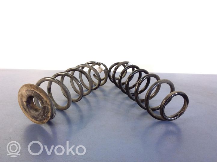 Volkswagen Golf Sportsvan Rear coil spring 