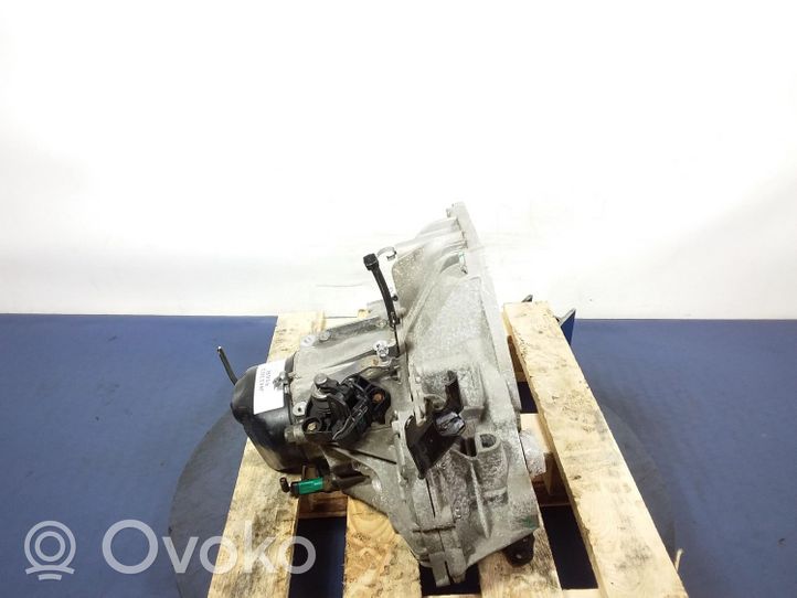 Nissan Micra Manual 6 speed gearbox JH3303