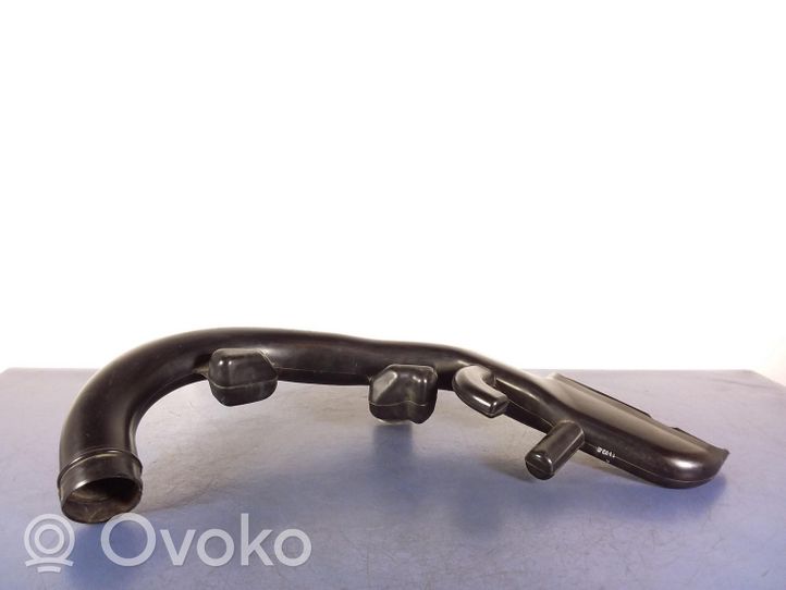 Nissan Qashqai Välijäähdyttimen ilmanohjauksen ilmakanava 1024734S01