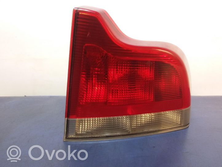 Volvo S60 Lampa tylna 8664080