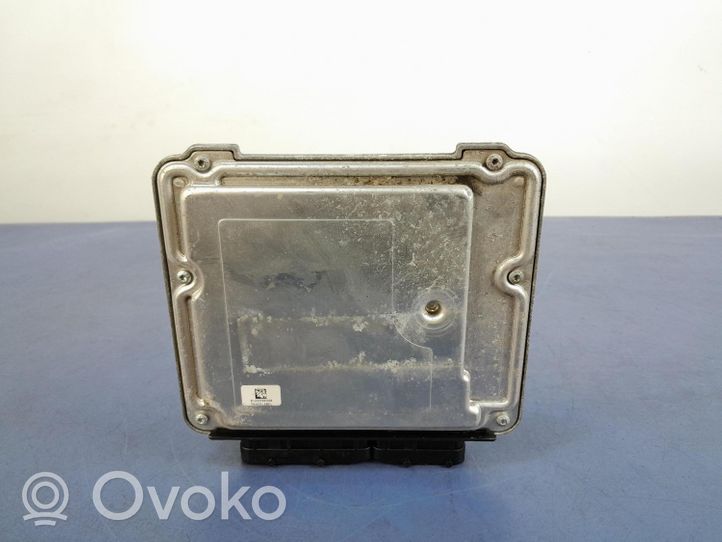 Toyota Auris 150 Komputer / Sterownik ECU silnika 89661-02E10