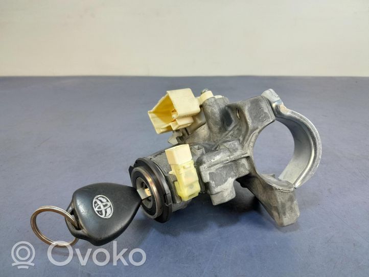 Toyota Auris 150 Stacyjka 45020-0204