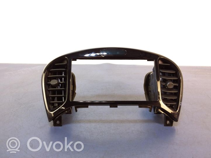 Nissan Juke I F15 Dashboard side air vent grill/cover trim 68260BX80A