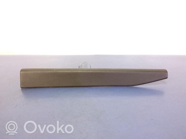 Skoda Octavia Mk2 (1Z) Rivestimento vano piedi laterale 