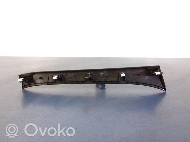 Nissan Qashqai Kita slenkscių/ statramsčių apdailos detalė 684114BA0A