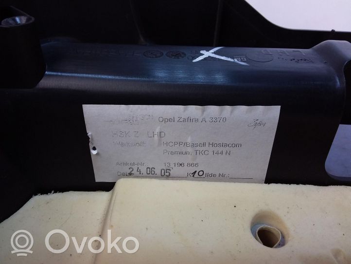 Opel Zafira B Kita slenkscių/ statramsčių apdailos detalė 13162562