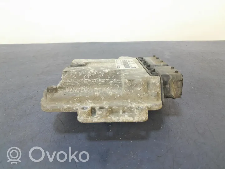 Opel Astra H Komputer / Sterownik ECU silnika 98074154